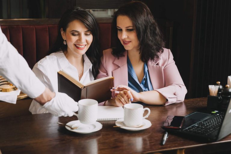 How to Make a Good First Impression in a Business Setting.